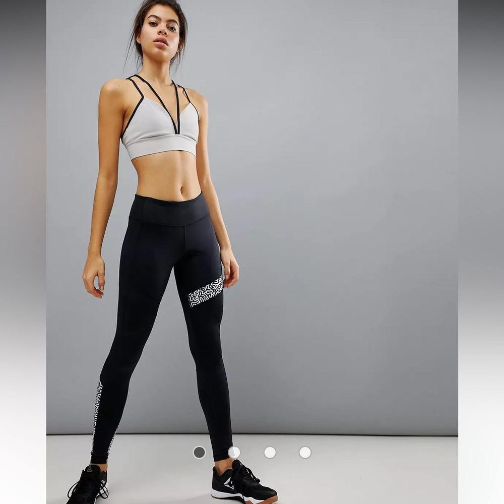 Reebok Running Printed Panel Leggings - size XS